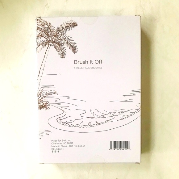 Belk Cosmetic Brushes - 4 Make Up Brushes - Top Rated - NIB - Picture 5 of 5